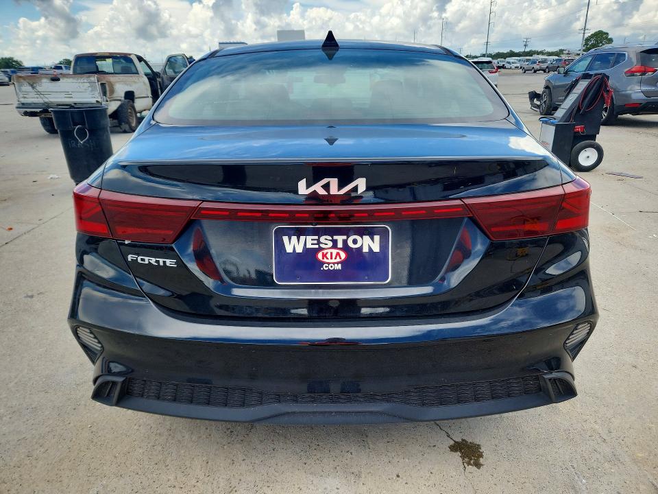 Фото 6 с аукциона – 2023 KIA FORTE с VIN 3KPF24AD3PE655946