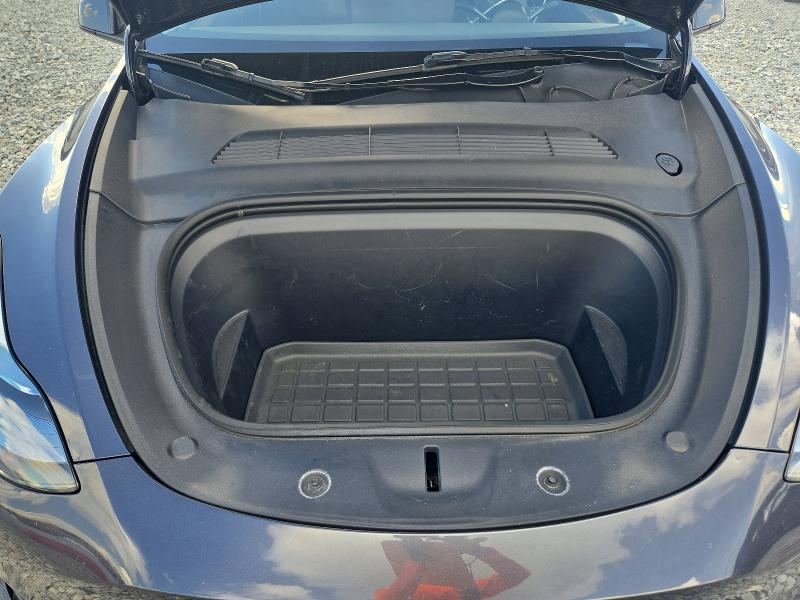 Снимка 11 от търг – 2025 TESLA MODEL Y с VIN 7SAYGDEF7SA372068