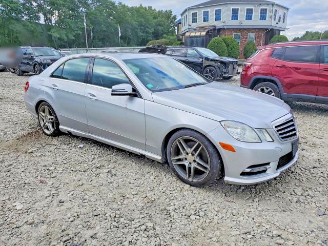 Photo 4 from auction – 2013 MERCEDES-BENZ E with VIN WDDHF8JBXDA743626