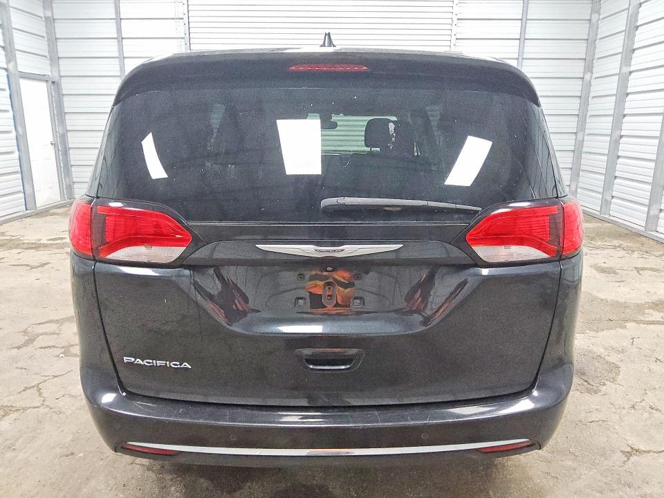 Фото 6 с аукциона – 2018 CHRYSLER PACIFICA с VIN 2C4RC1FG4JR115751