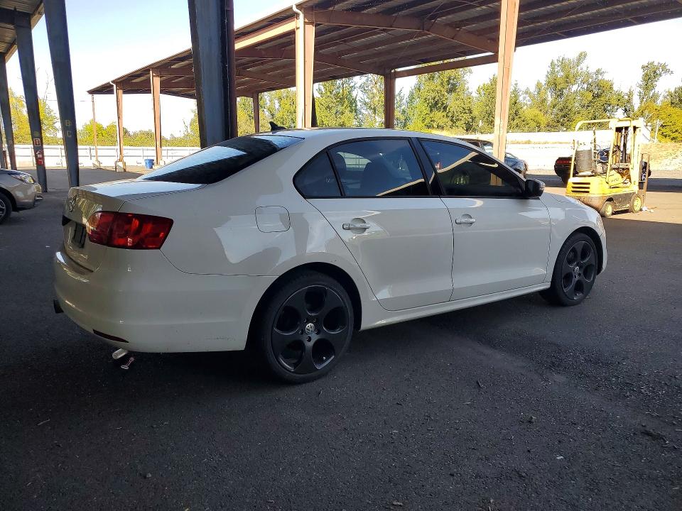 Снимка 3 от търг – 2012 VOLKSWAGEN JETTA с VIN 3VWDP7AJ7CM346445
