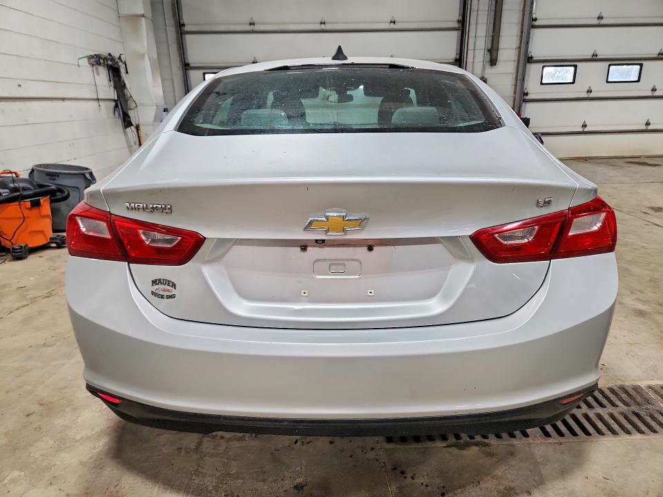 Photo 6 from auction – 2016 CHEVROLET MALIBU with VIN 1G1ZB5ST2GF179079