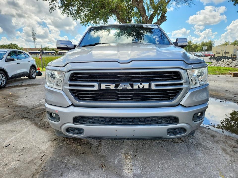 Photo 5 from auction – 2019 RAM 1500 with VIN 1C6RREFT1KN717158