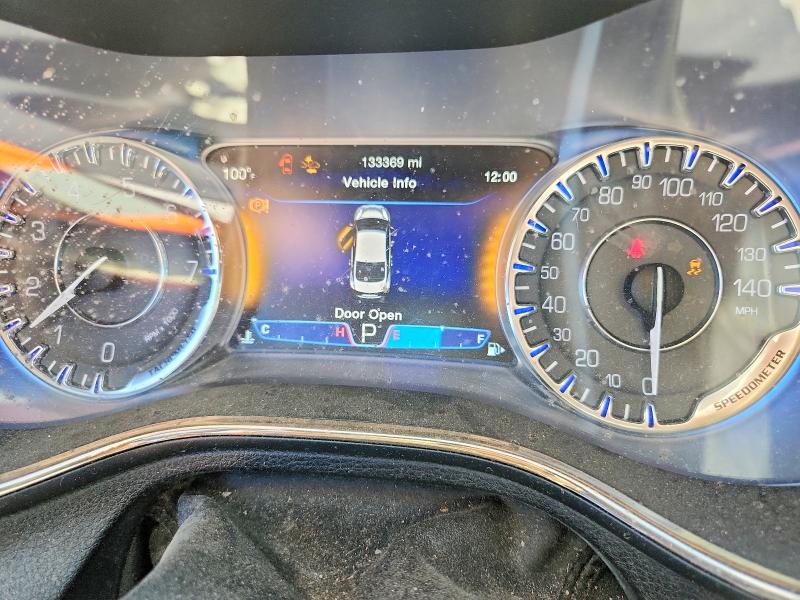Photo 9 from auction – 2015 CHRYSLER 200 with VIN 1C3CCCEG4FN648484