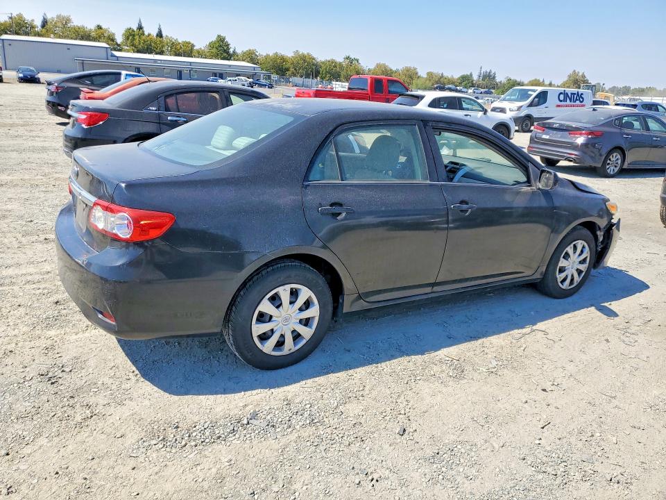 Photo 3 from auction – 2012 TOYOTA COROLLA with VIN 5YFBU4EE4CP034025