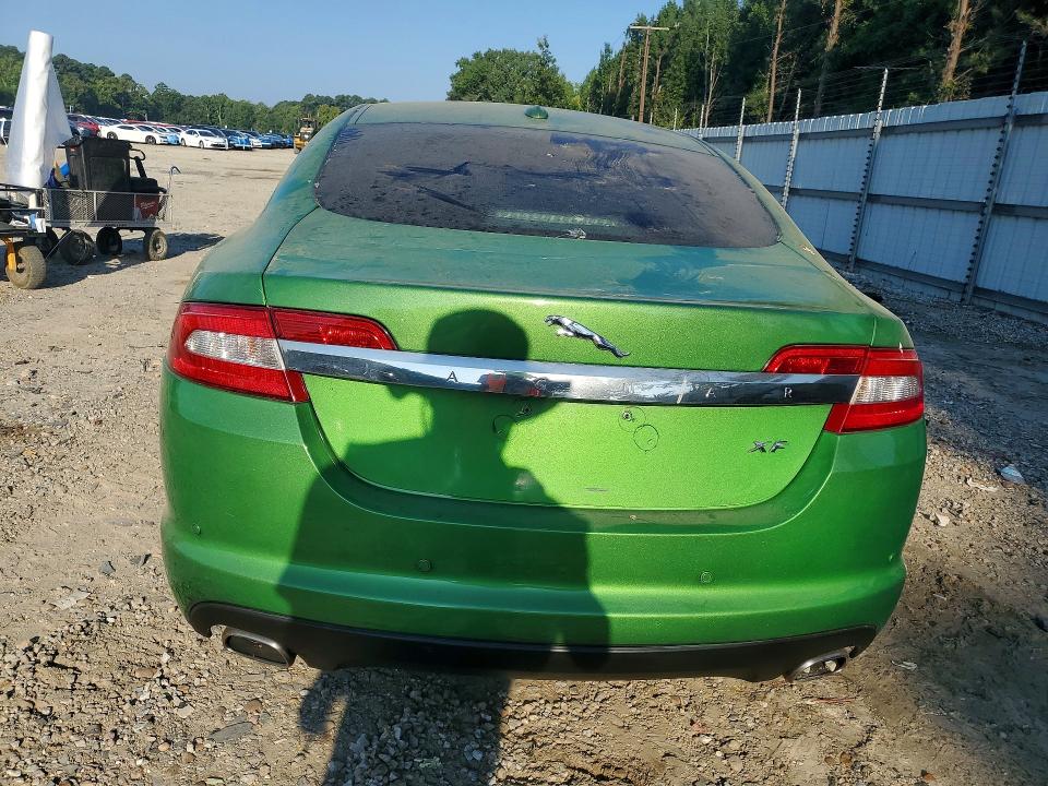 Photo 6 from auction – 2010 JAGUAR XF with VIN SAJWA0FA5AHR54741