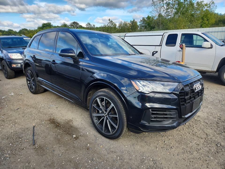 Фото 4 с аукциона – 2021 AUDI Q7 с VIN WA1VXAF74MD011636