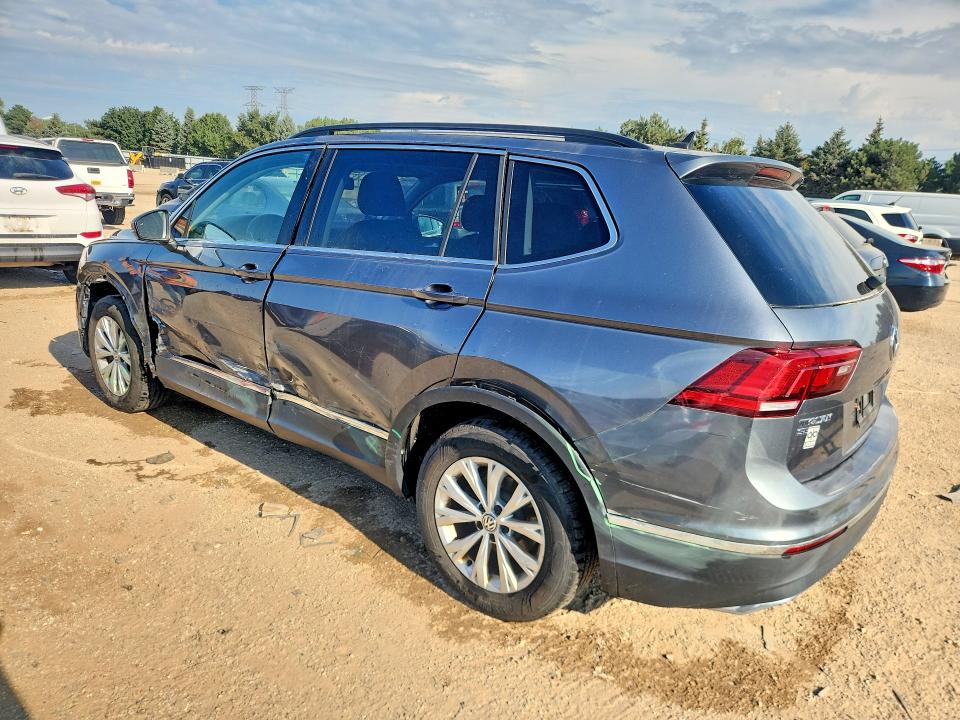 Photo 2 from auction – 2018 VOLKSWAGEN TIGUAN with VIN 3VV2B7AX9JM169957