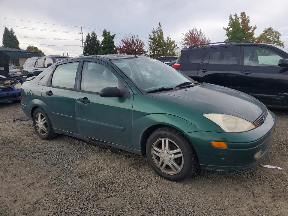 Photo 4 from auction – 2001 FORD FOCUS with VIN 1FAFP34361W197076