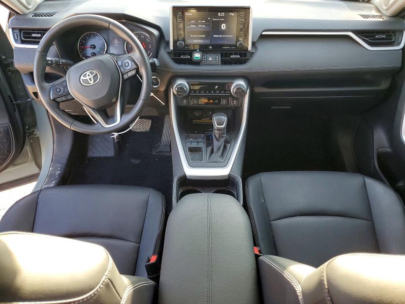 Photo 8 from auction – 2021 TOYOTA RAV4 with VIN 2T3C1RFV8MW165958