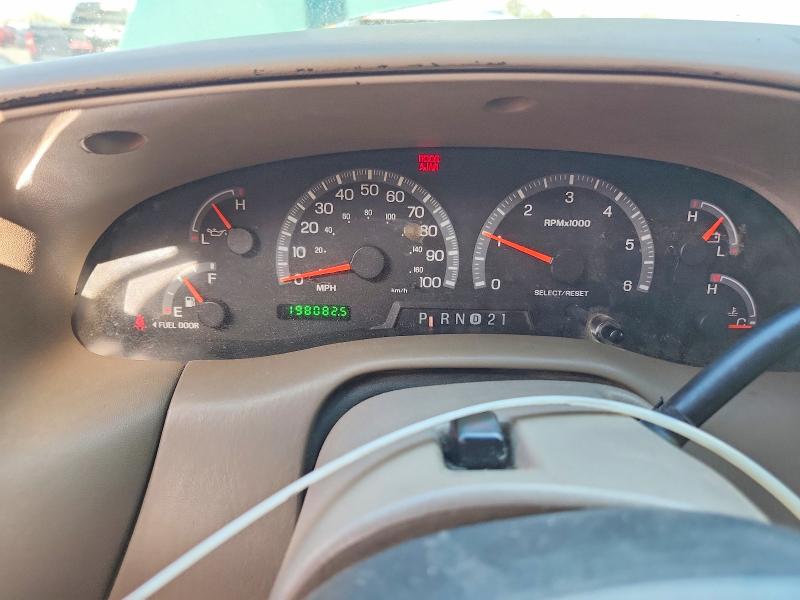 Photo 9 from auction – 2002 FORD F150 with VIN 2FTRX18W02CA81711