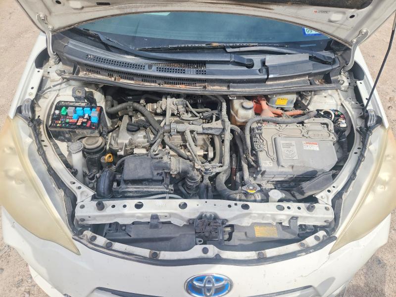 Photo 11 from auction – 2012 TOYOTA PRIUS C with VIN JTDKDTB38C1022557