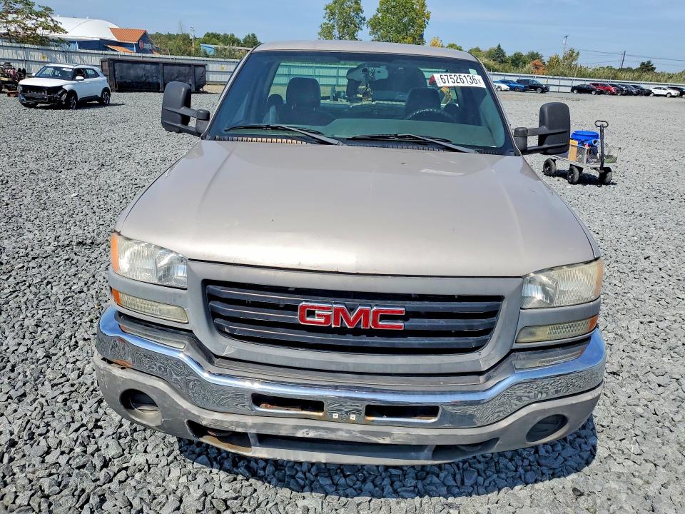 Photo 5 from auction – 2005 GMC NEW SIERRA with VIN 1GTEC14X75Z353879