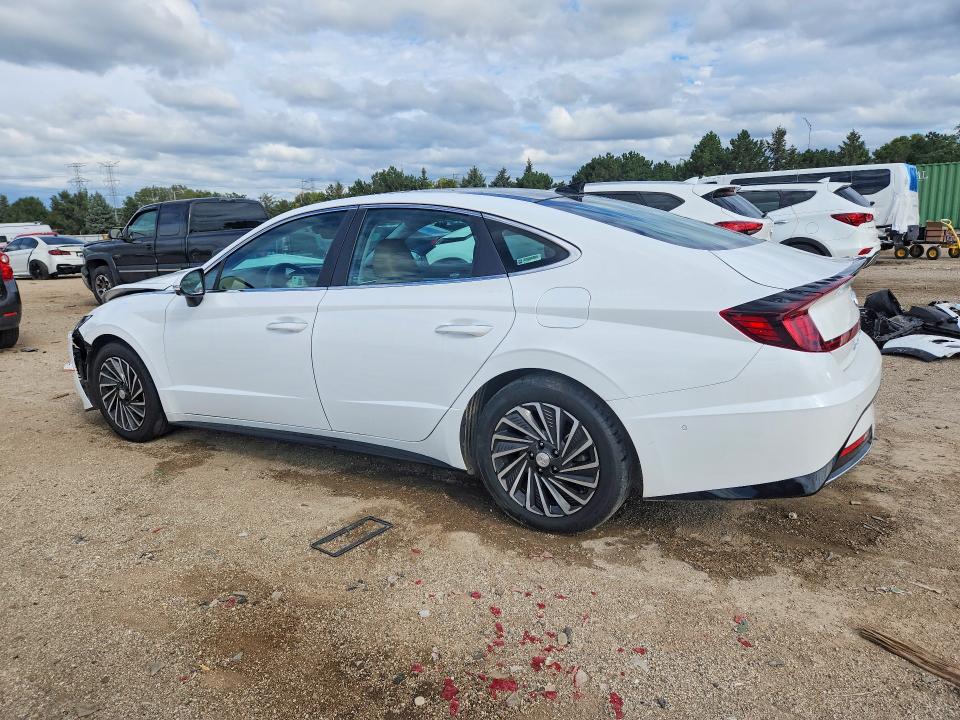 Снимка 2 от търг – 2023 HYUNDAI SONATA HYBRID с VIN KMHL54JJ1PA083693