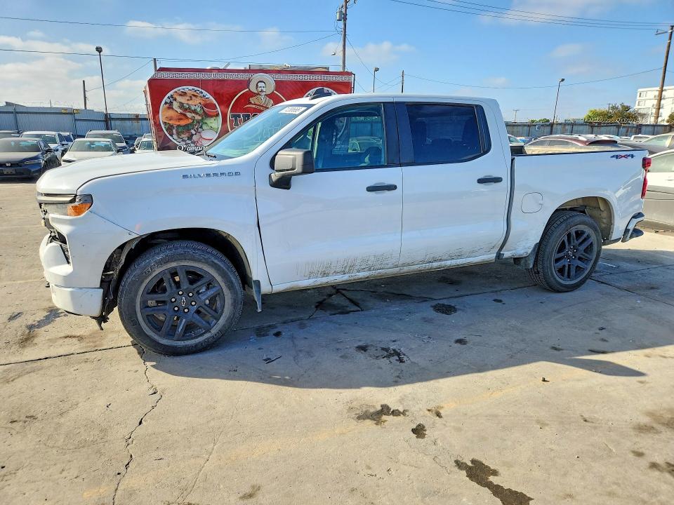 CHEVROLET SILVERADO 2023 with VIN 1GCPDBEK4PZ132645 - Photo from auction