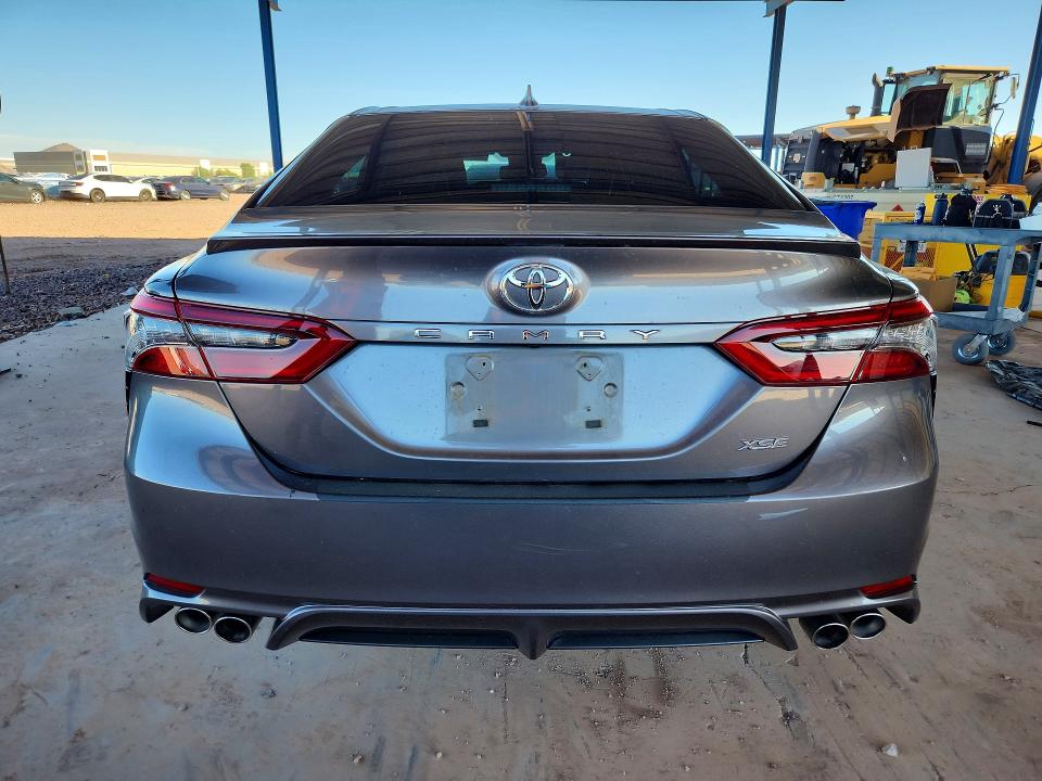 Снимка 6 от търг – 2023 TOYOTA CAMRY с VIN 4T1K61AK3PU094287