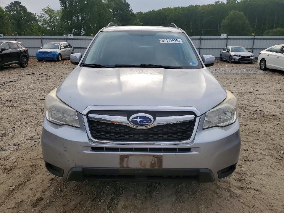 Photo 5 from auction – 2014 SUBARU FORESTER with VIN JF2SJAGC6EH453917