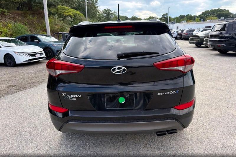 Foto 13 de la subasta – 2016 HYUNDAI TUCSON con VIN KM8J33A2XGU074697
