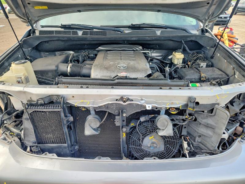 Photo 12 from auction – 2010 TOYOTA SEQUOIA with VIN 5TDYY5G12AS023222