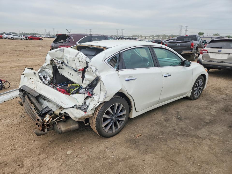 Photo 3 from auction – 2016 NISSAN ALTIMA with VIN 1N4AL3AP6GC271068