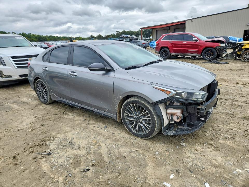 Фото 4 с аукциона – 2022 KIA FORTE с VIN 3KPF54AD4NE511018