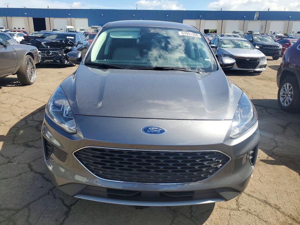 Photo 5 from auction – 2021 FORD ESCAPE with VIN 1FMCU0G67MUA48374