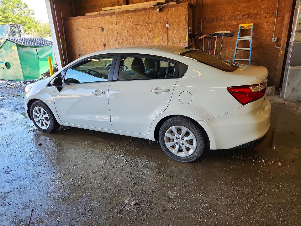 Photo 2 from auction – 2016 KIA RIO with VIN KNADM4A30G6540765