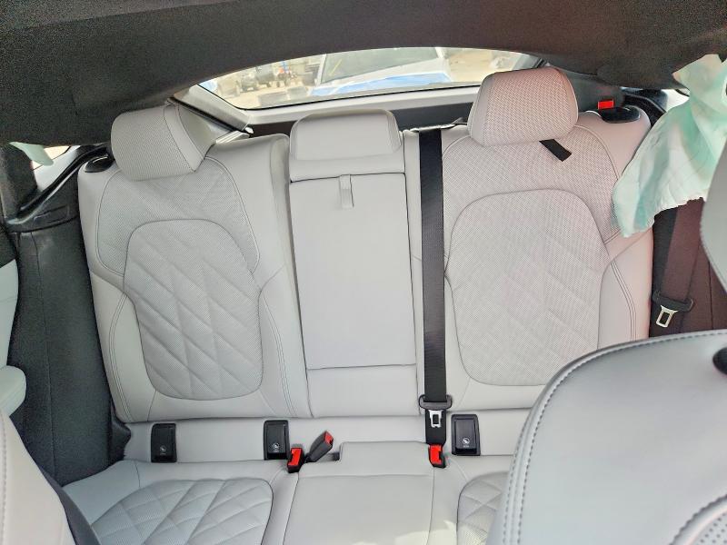 Снимка 10 от търг – 2026 BMW X6 с VIN 5UX33EX02T9271602