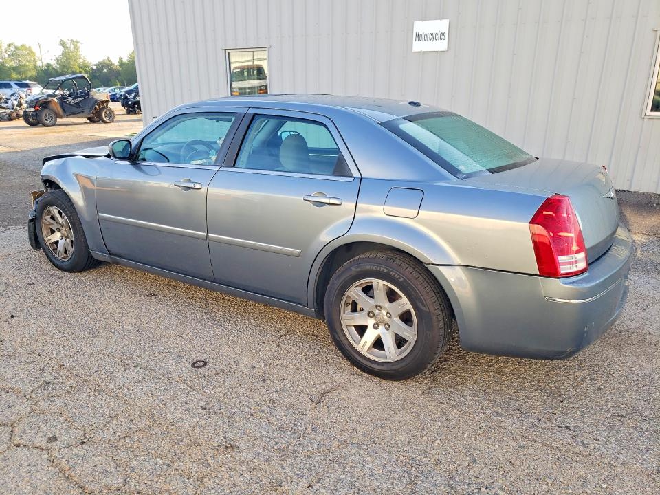 Photo 2 from auction – 2007 CHRYSLER 300 with VIN 2C3LA43R27H860374