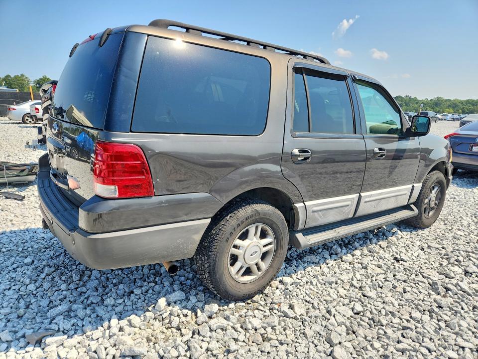 Photo 3 from auction – 2006 FORD EXPEDITION with VIN 1FMPU155X6LA41350