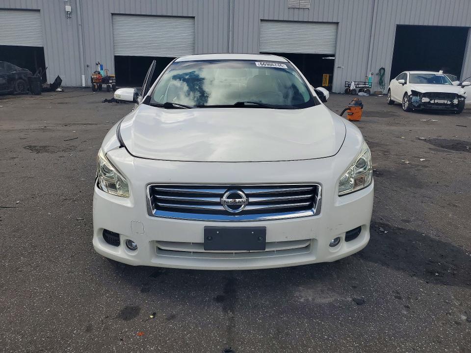 Foto 5 de la subasta – 2013 NISSAN MAXIMA con VIN 1N4AA5AP5DC813399
