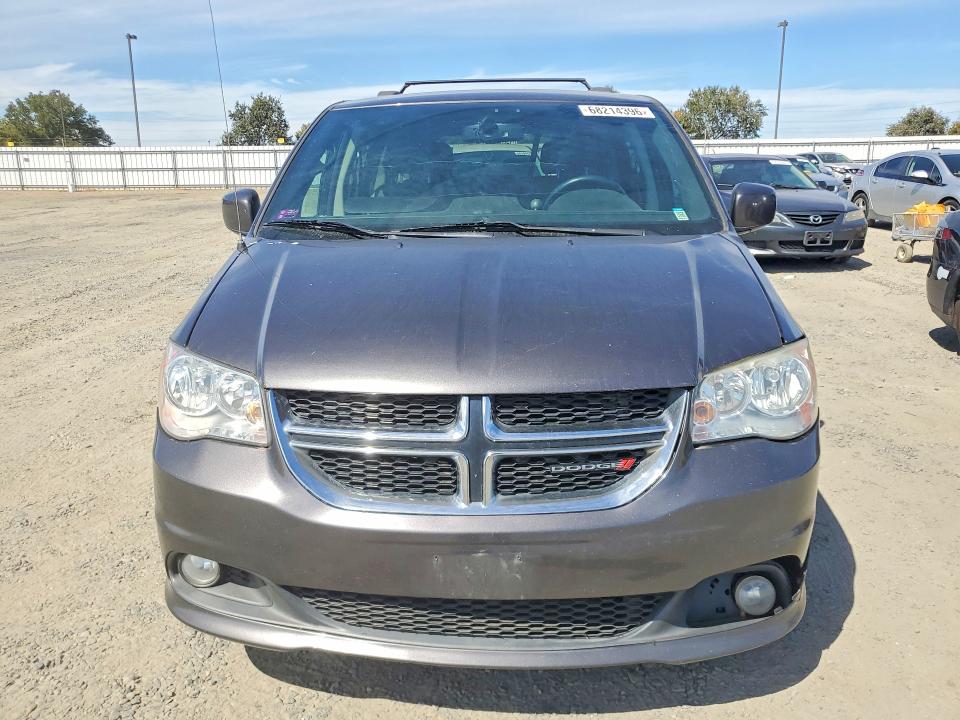 Photo 5 from auction – 2017 DODGE GRAND CARAVAN with VIN 2C4RDGCG8HR566969