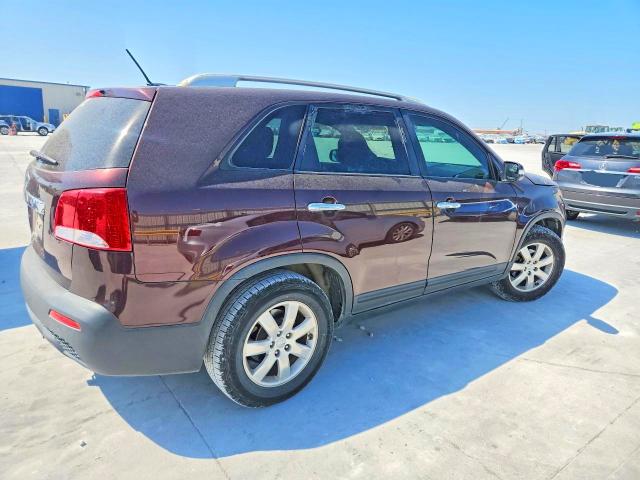 Photo 3 from auction – 2013 KIA SORENTO with VIN 5XYKT4A69DG326356