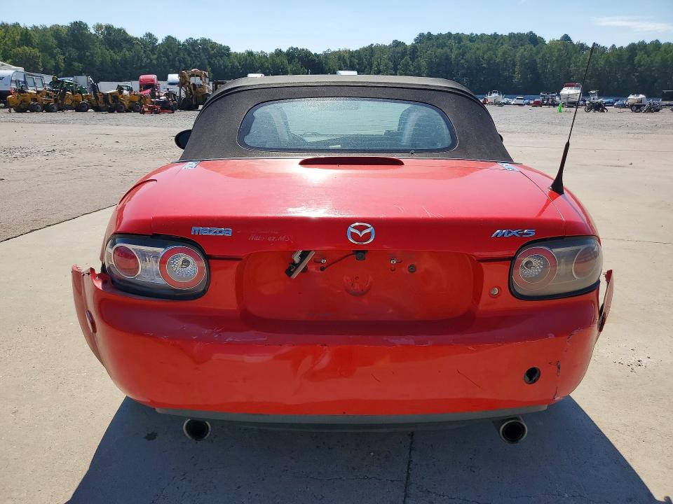 Photo 6 from auction – 2007 MAZDA MX-5 MIATA with VIN JM1NC25F370130256