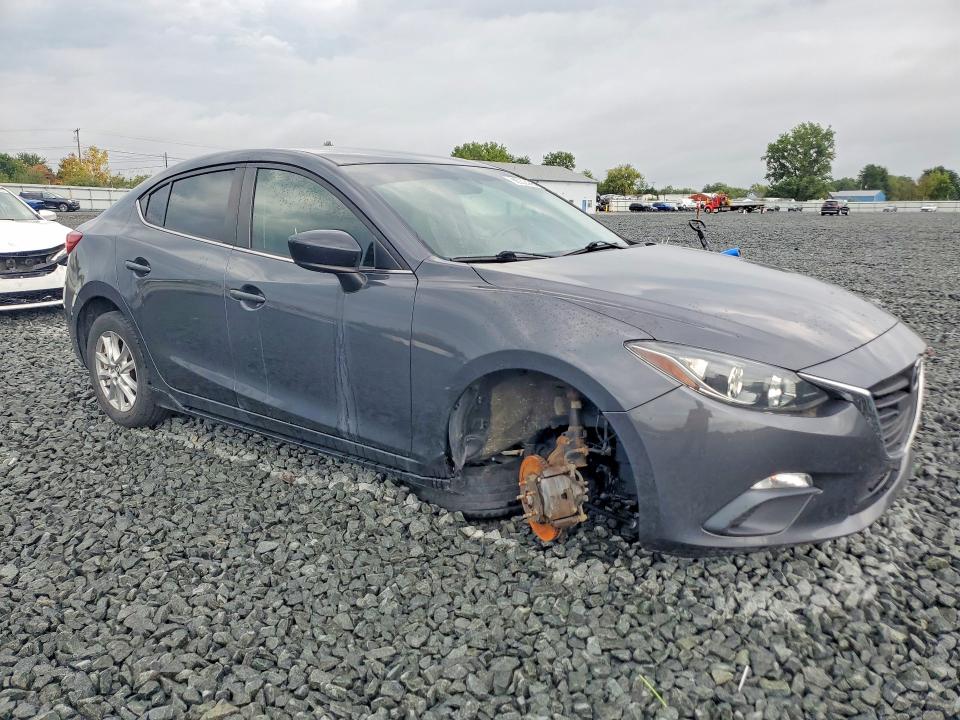 Photo 4 from auction – 2016 MAZDA 3 with VIN 3MZBM1U7XGM317699