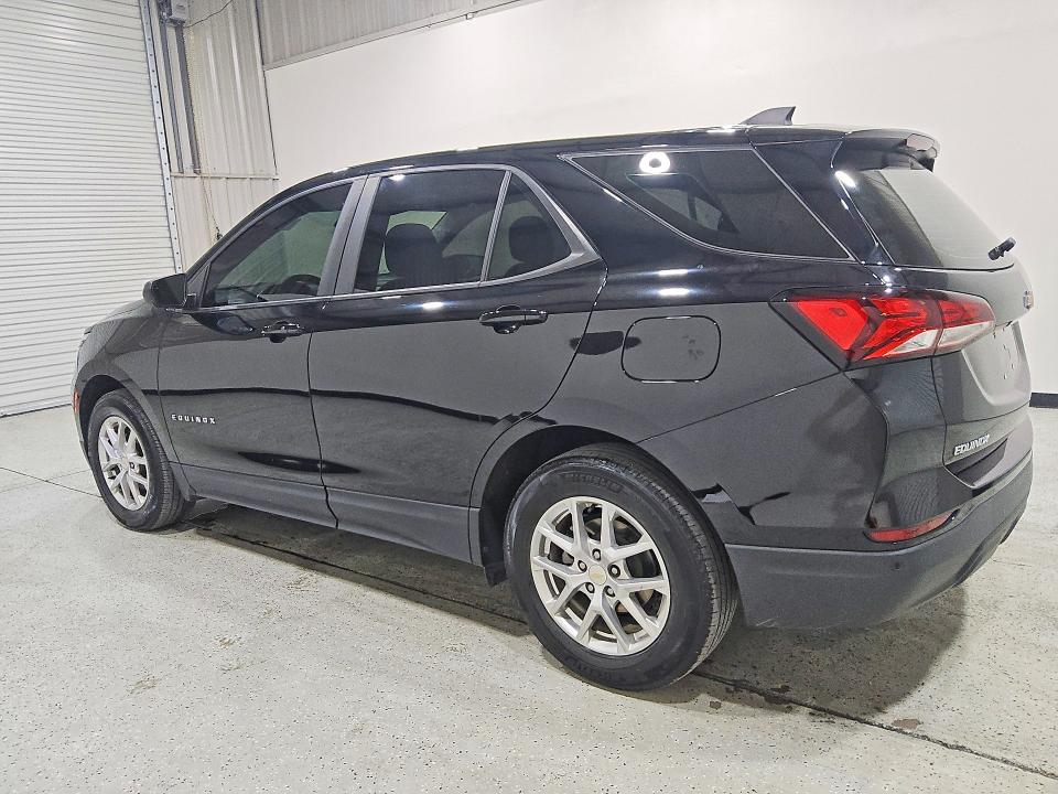 Photo 2 from auction – 2024 CHEVROLET EQUINOX with VIN 3GNAXFEG3RL225092