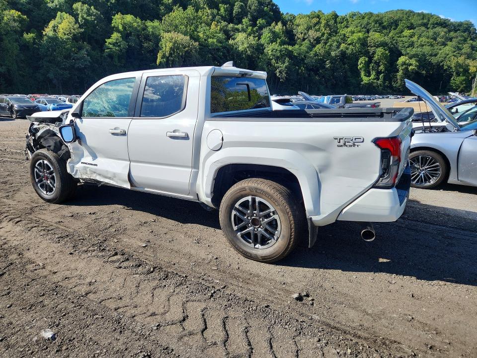 Photo 2 from auction – 2024 TOYOTA TACOMA with VIN 3TMLB5JN8RM066112