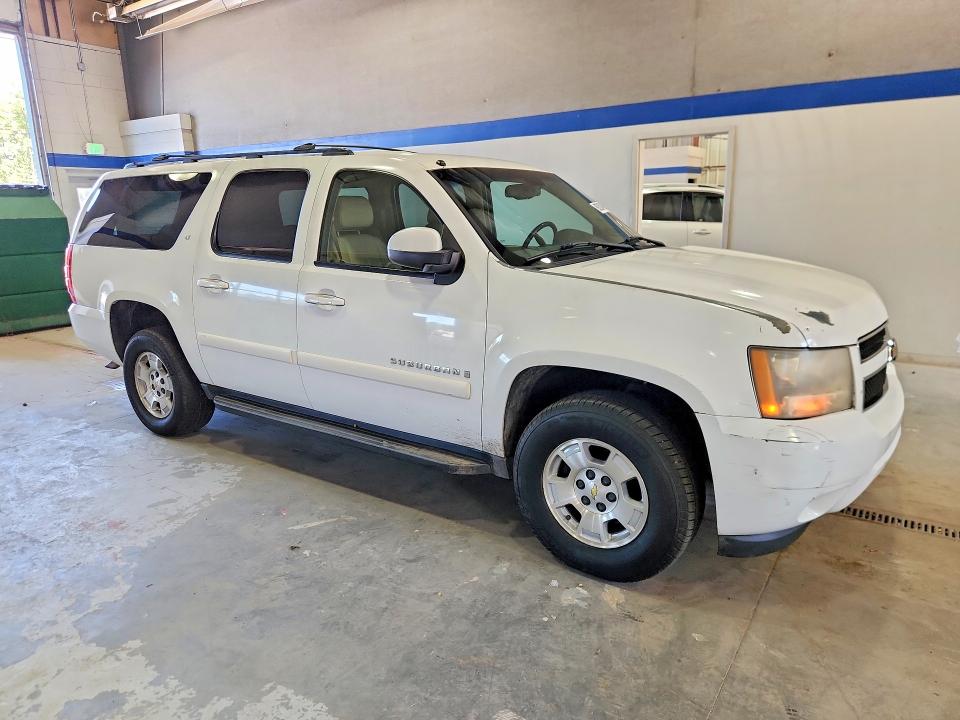 Photo 4 from auction – 2008 CHEVROLET SUBURBAN with VIN 1GNFK16358J126105