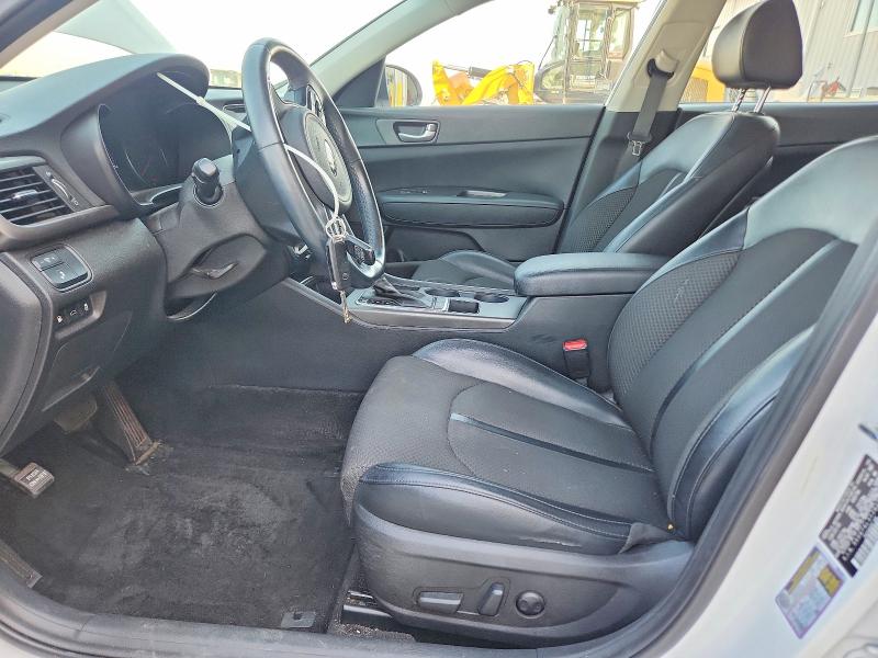 Photo 7 from auction – 2018 KIA OPTIMA with VIN 5XXGT4L31JG254044