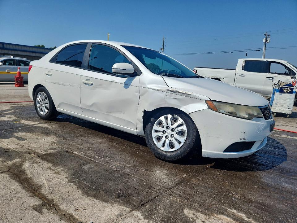Photo 4 from auction – 2012 KIA FORTE with VIN KNAFU4A20C5516661