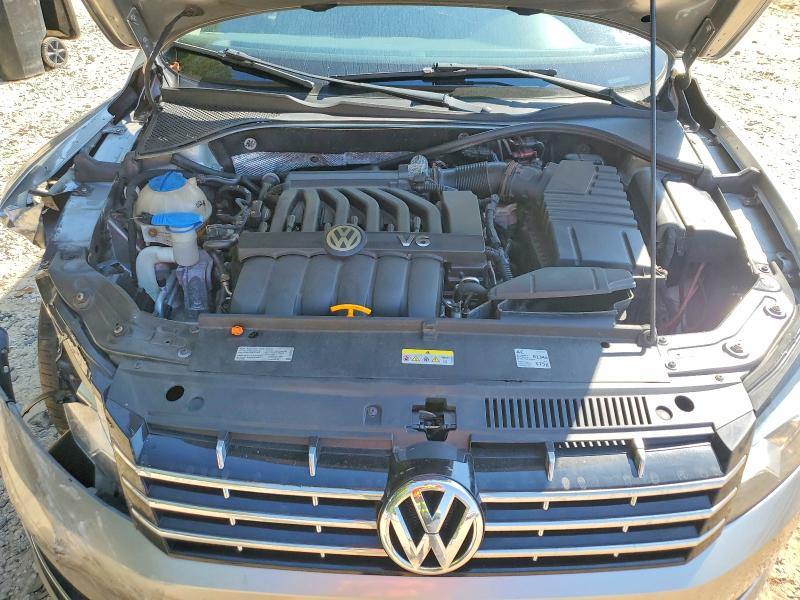 Снимка 11 от търг – 2012 VOLKSWAGEN PASSAT с VIN 1VWCM7A39CC104375