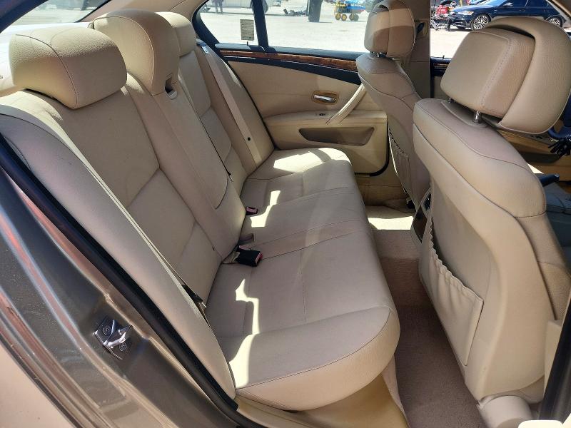Photo 10 from auction – 2010 BMW 528 with VIN WBANU5C56AC365472