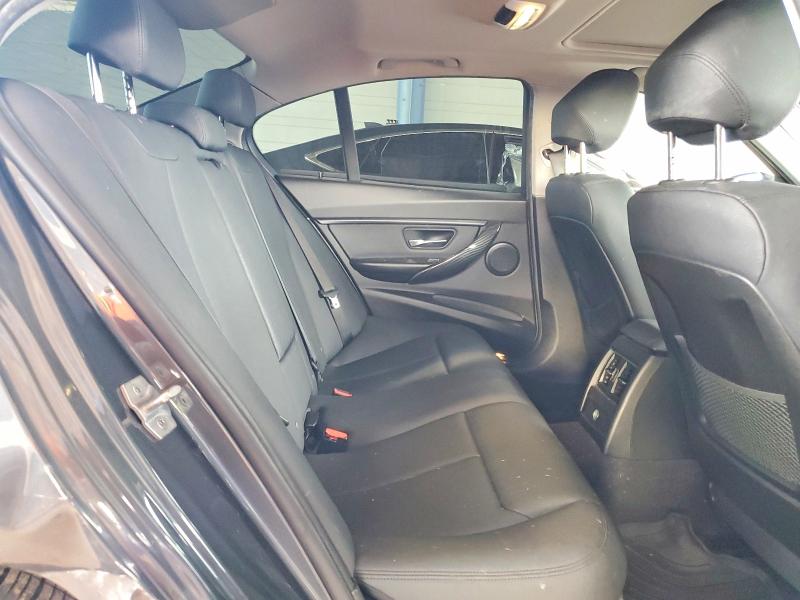 Foto 10 de la subasta – 2018 BMW 320 con VIN WBA8E1G51JNU91434
