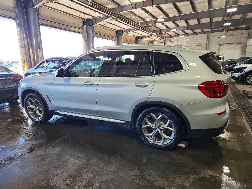 Zdjęcie 2 z aukcji – 2020 BMW X3 z VIN 5UXTY5C02L9B57383