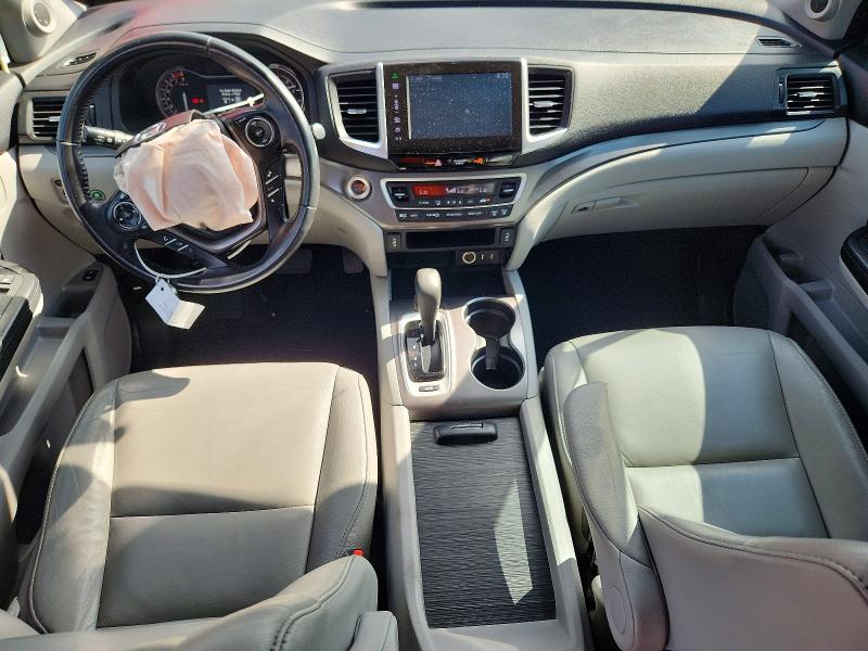 Photo 8 from auction – 2016 HONDA PILOT with VIN 5FNYF5H7XGB050299