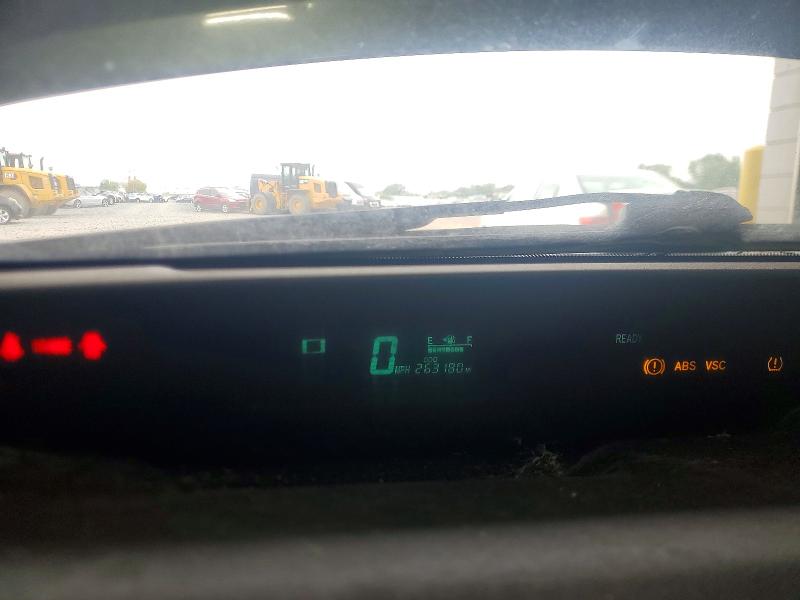 Снимка 9 от търг – 2007 TOYOTA PRIUS с VIN JTDKB20U977687689
