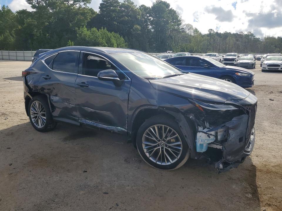 Photo 4 from auction – 2023 LEXUS NX with VIN JTJGKCEZ7P5006972