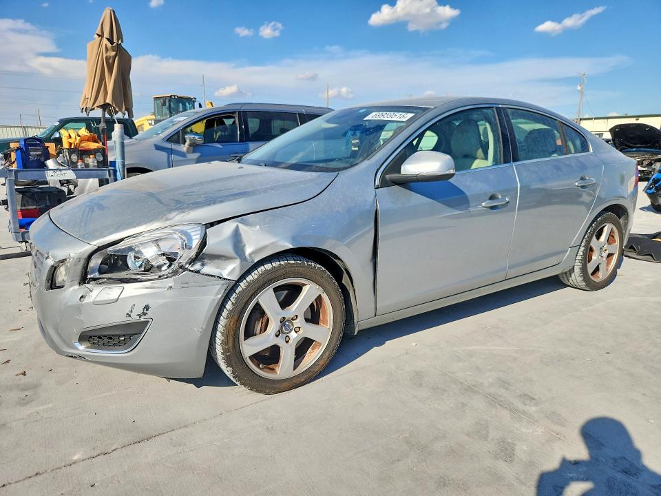 Photo 1 from auction – 2013 VOLVO S60 with VIN YV1612FS4D2173360