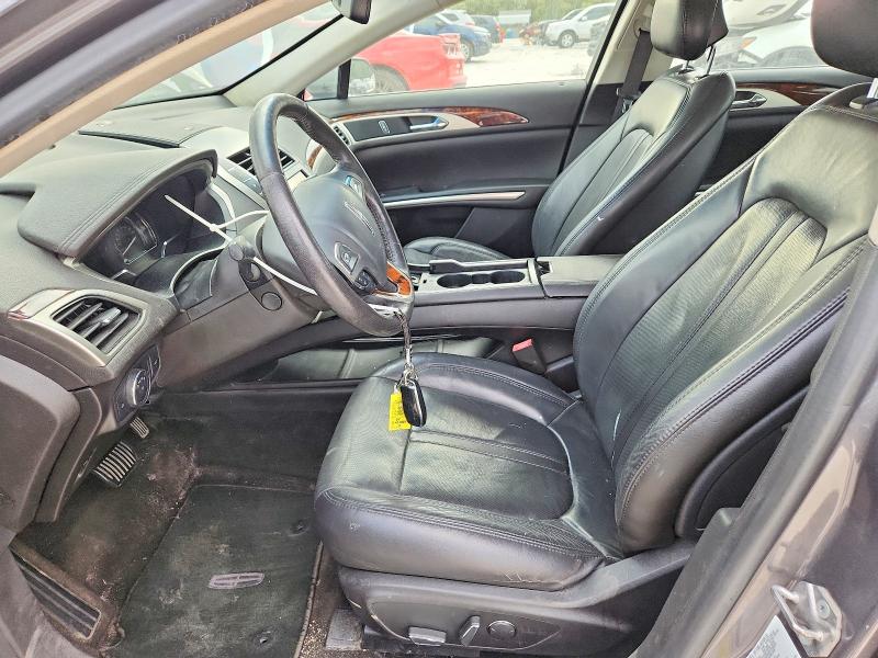 Zdjęcie 7 z aukcji – 2014 LINCOLN MKZ z VIN 3LN6L2LU1ER832493