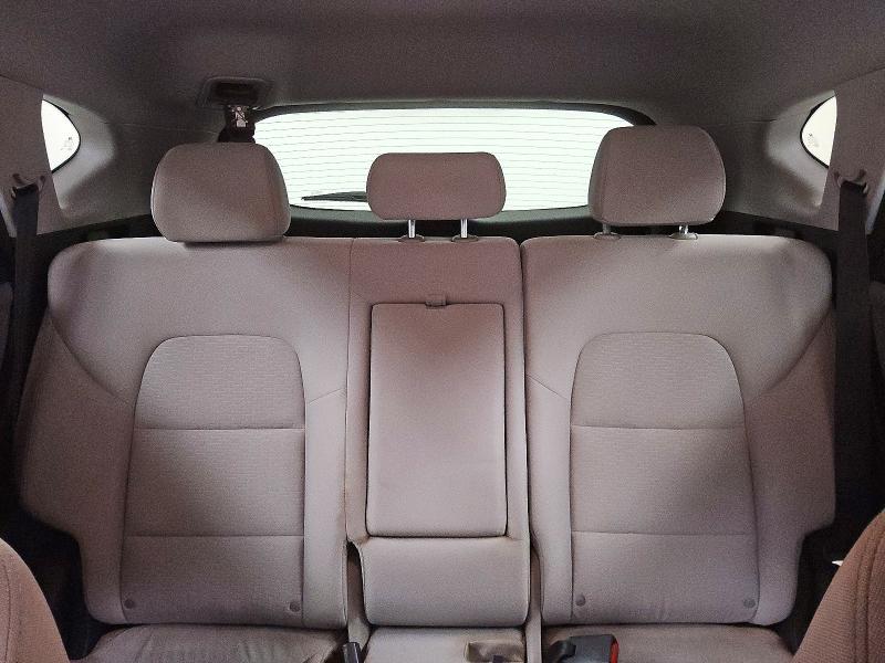 Photo 10 from auction – 2020 HYUNDAI TUCSON with VIN KM8J33AL2LU139822